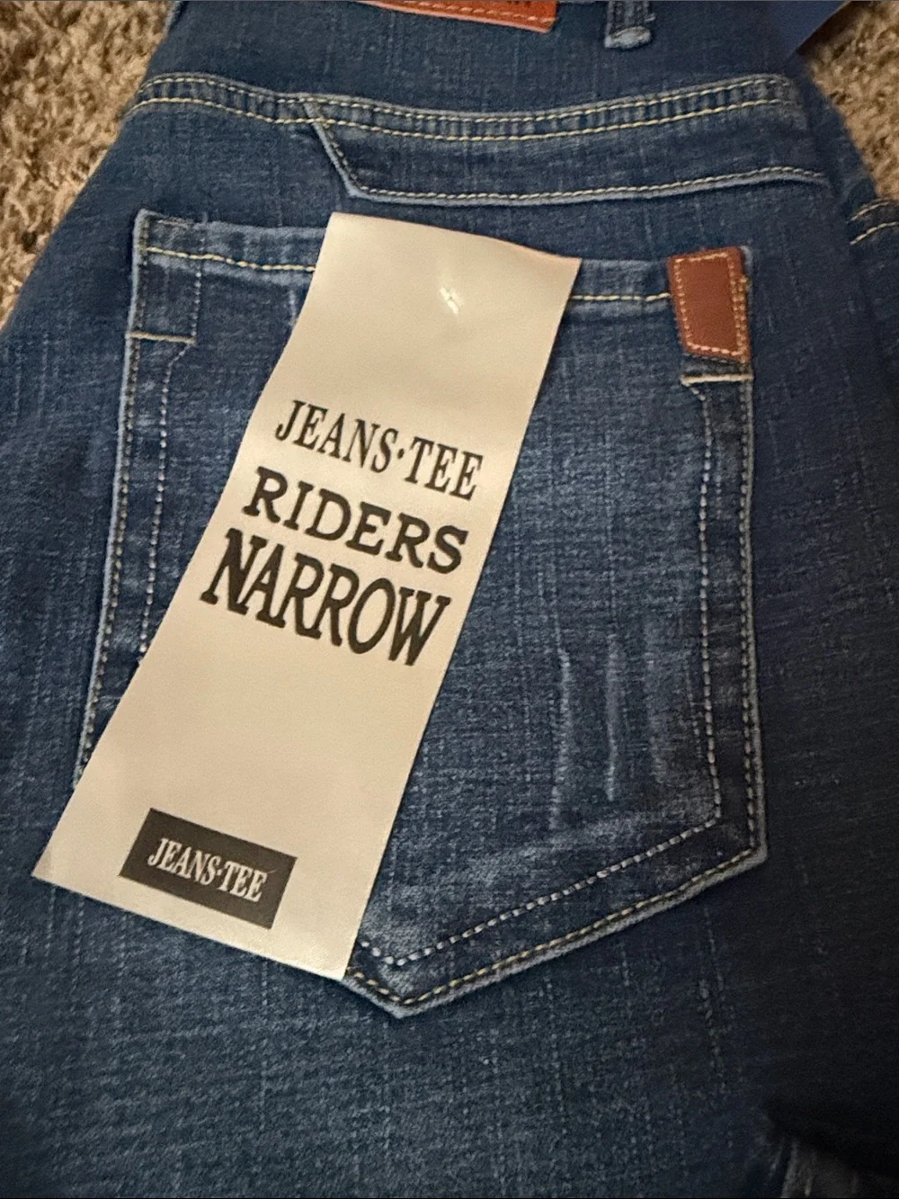 NWT-Riders Narrow #816 Men’s Dark Blue Denim Jeans, Size Small/28